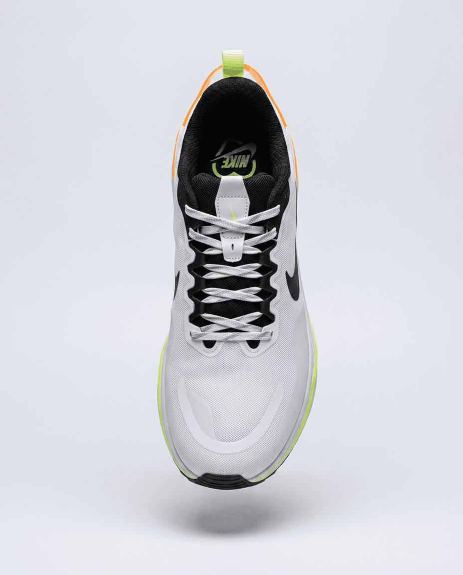 Nike Air ZoomX yugurish krossovkalari